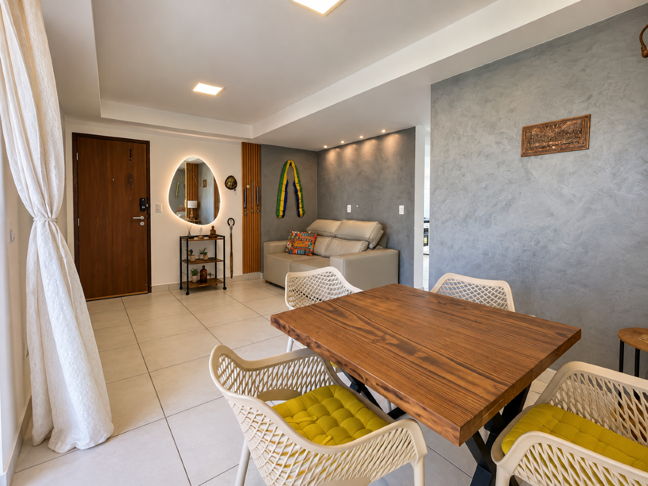 Apartamento à venda no Intermares: 