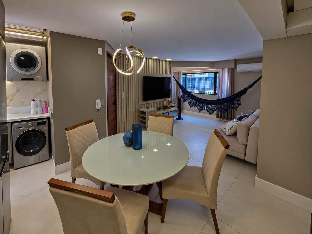 Apartamento à venda no Intermares: 