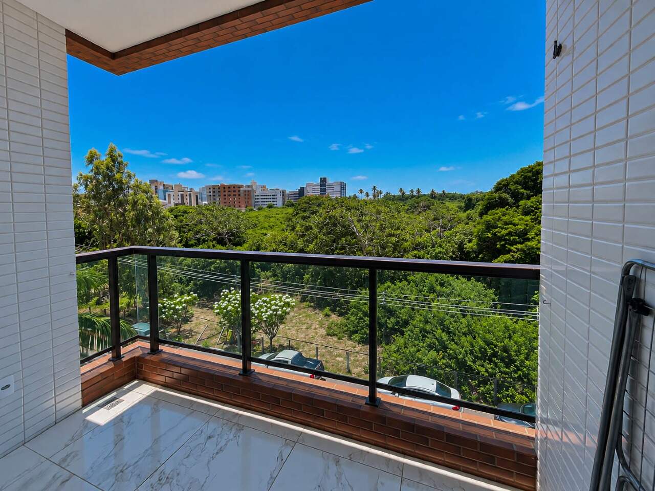 Apartamento à venda no Intermares: 