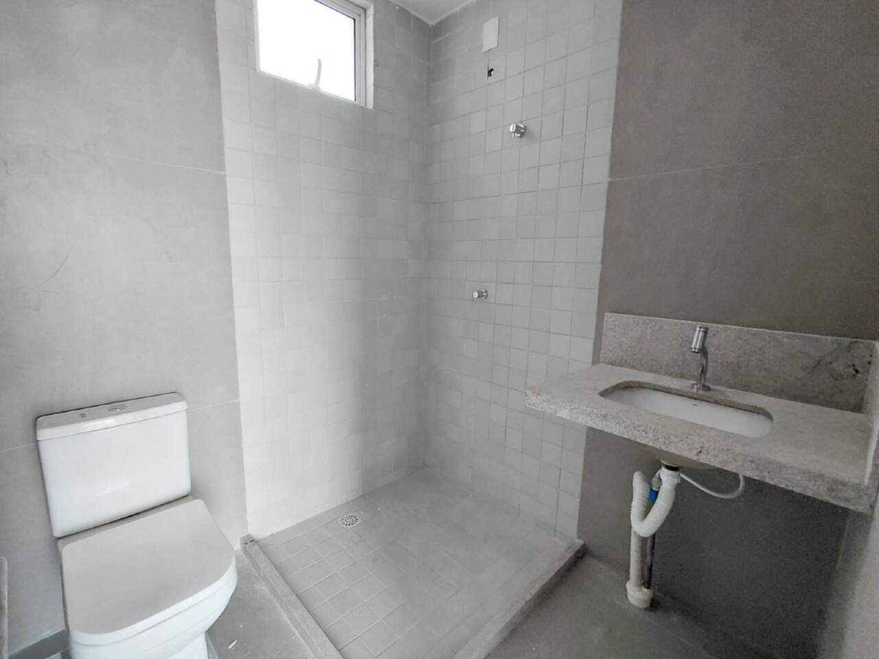 Flat à venda no Intermares: 