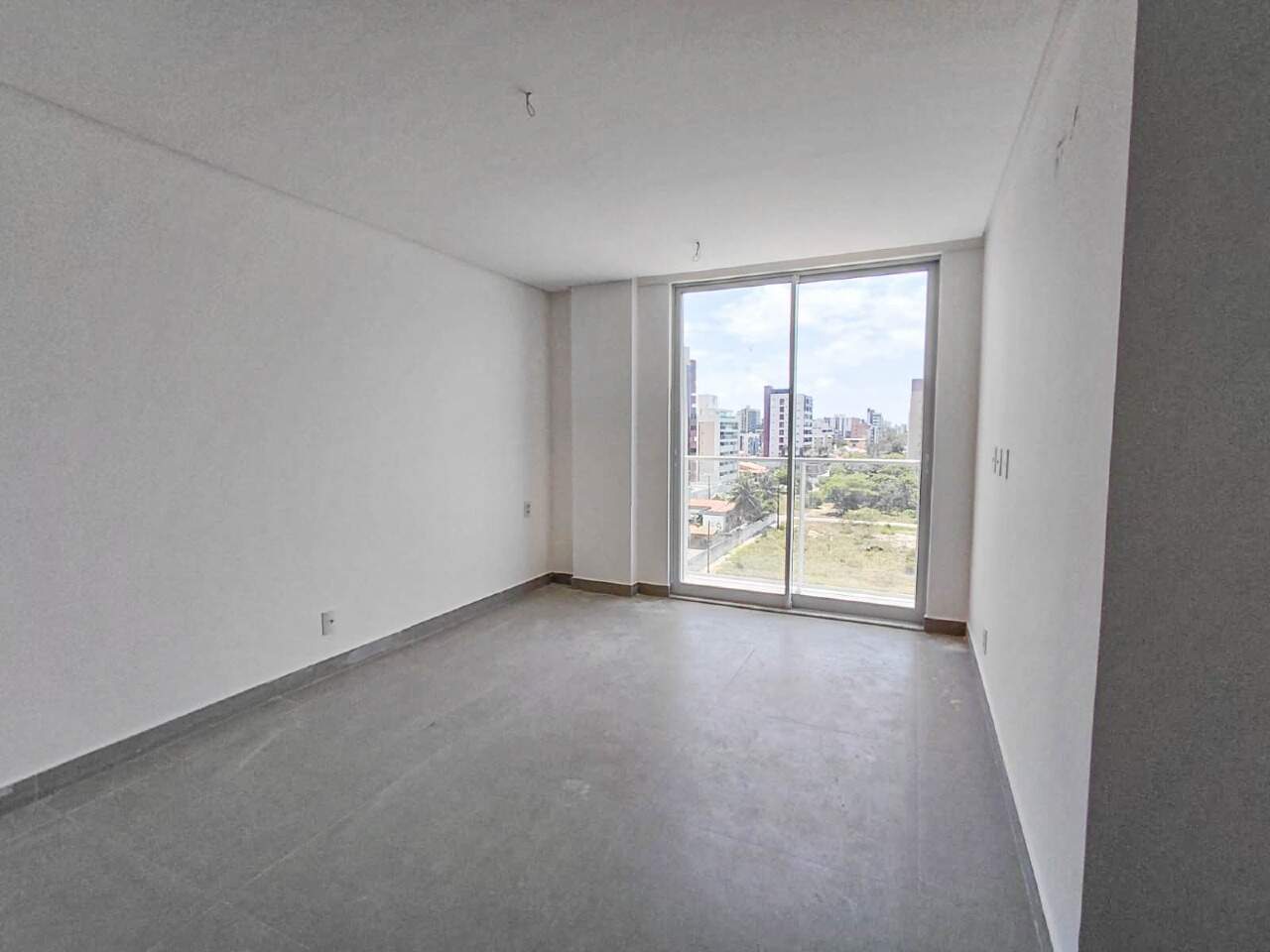Flat à venda no Intermares: 