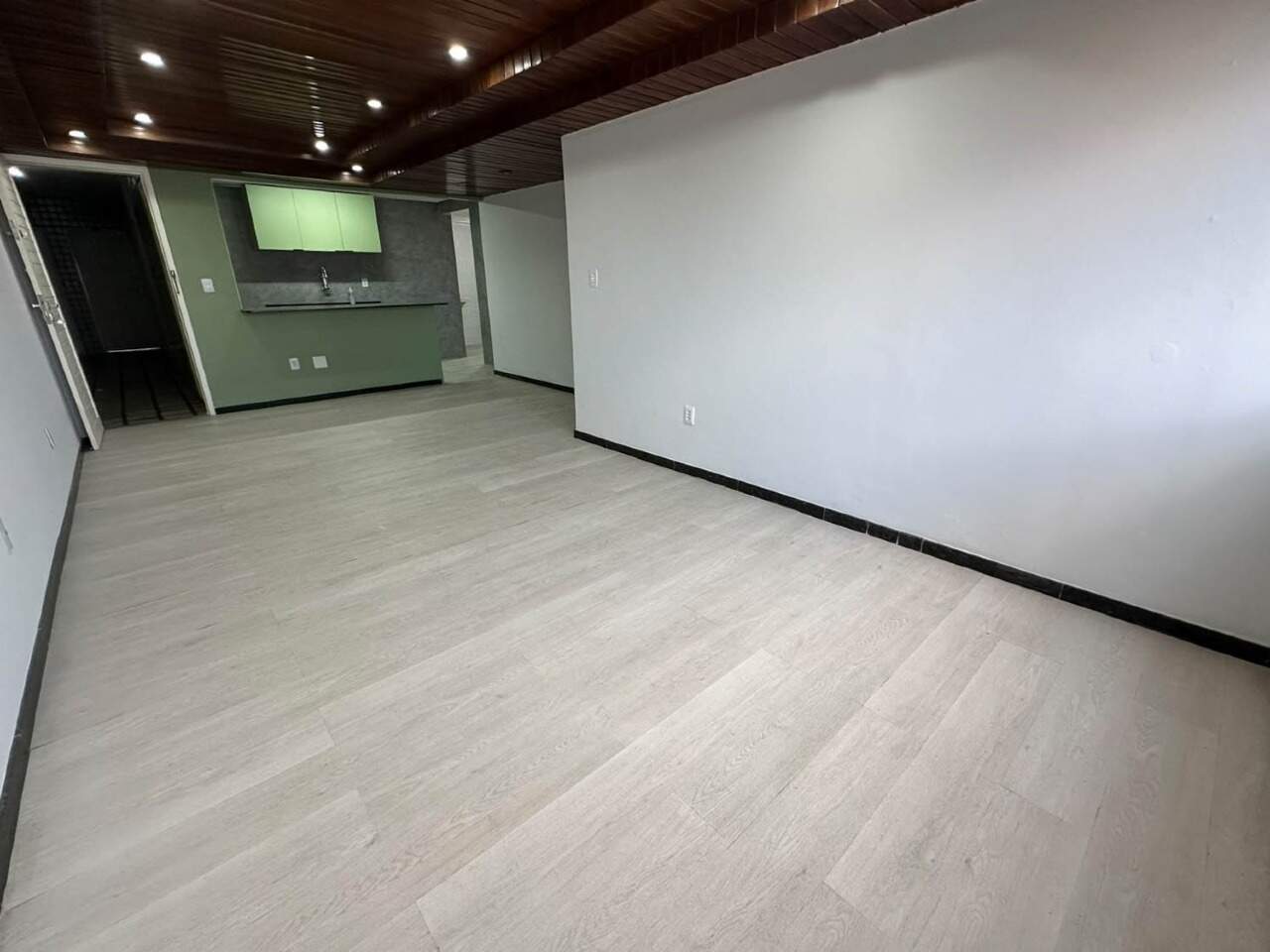 Apartamento para aluguel no Brisamar: 