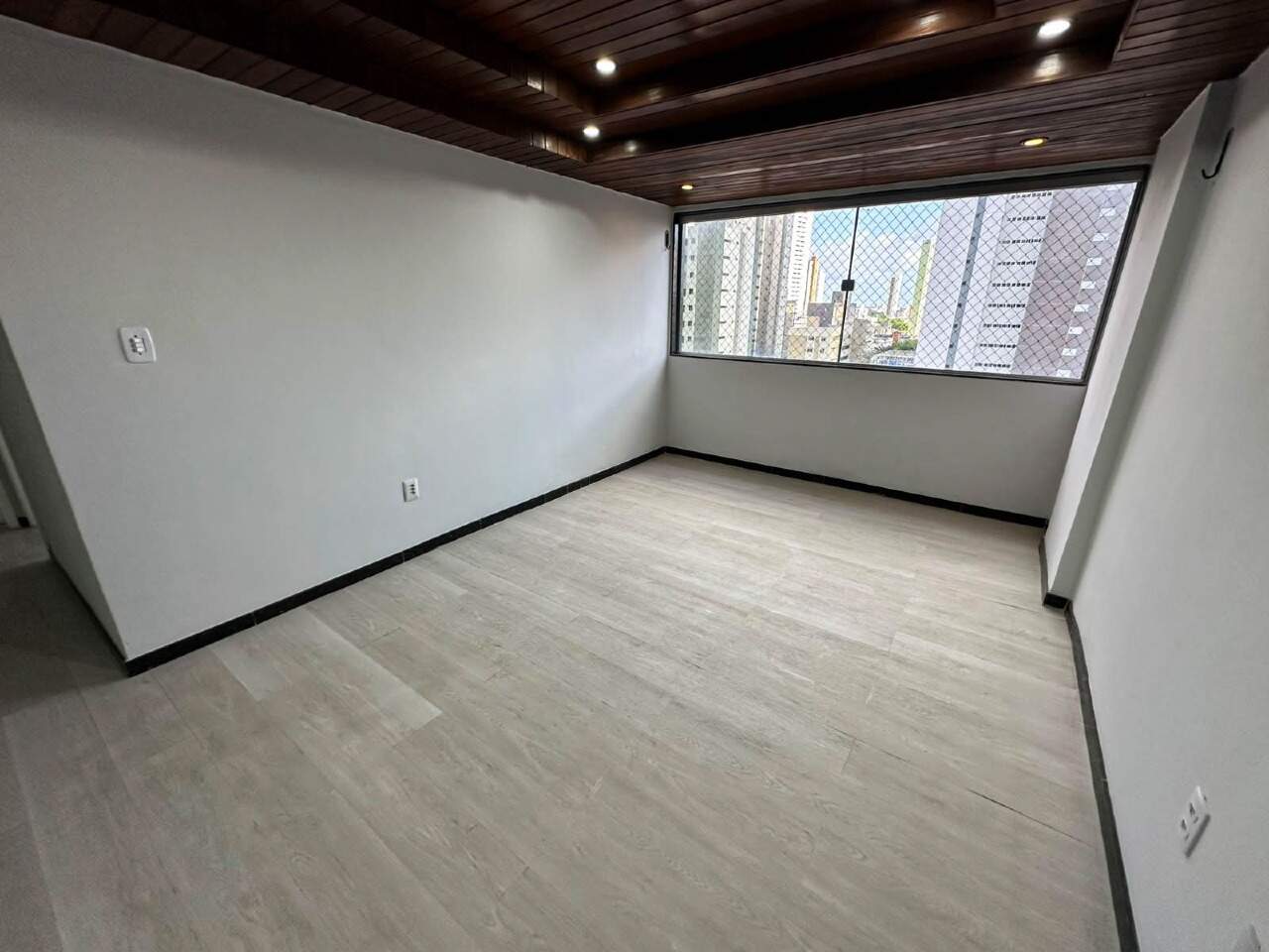 Apartamento para aluguel no Brisamar: 