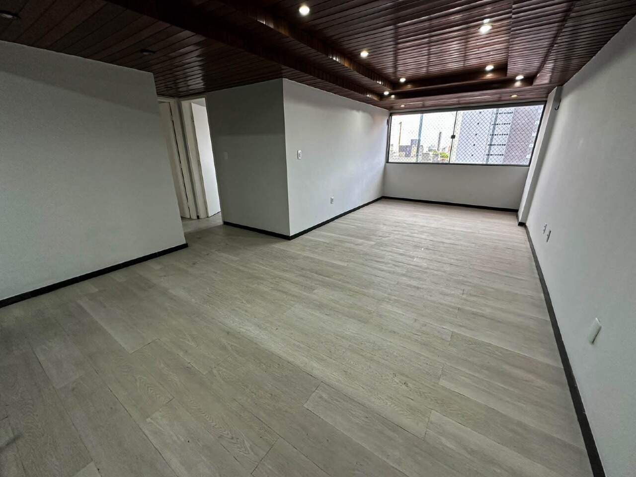 Apartamento para aluguel no Brisamar: 