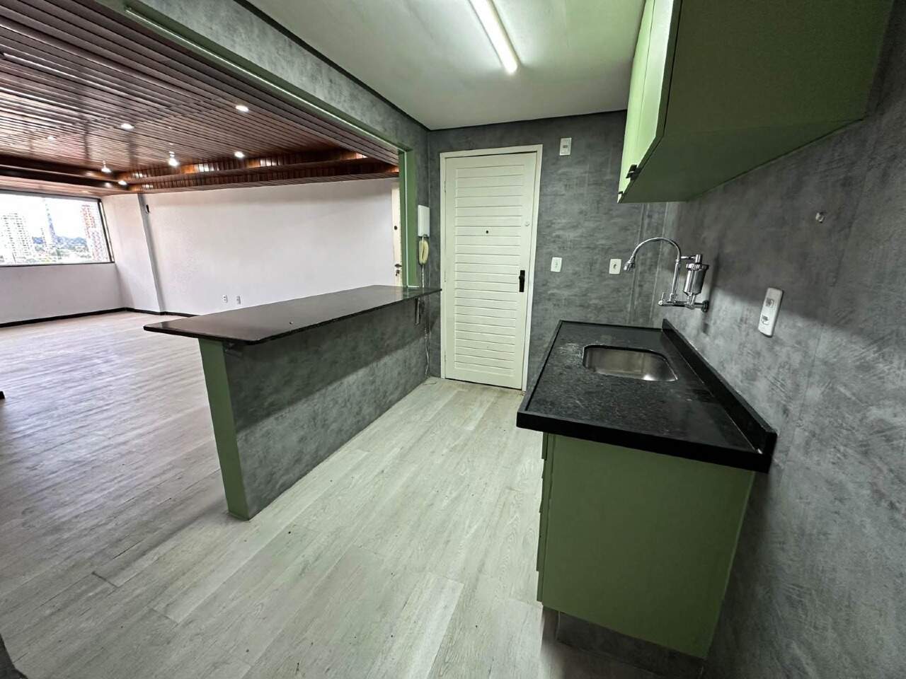 Apartamento para aluguel no Brisamar: 