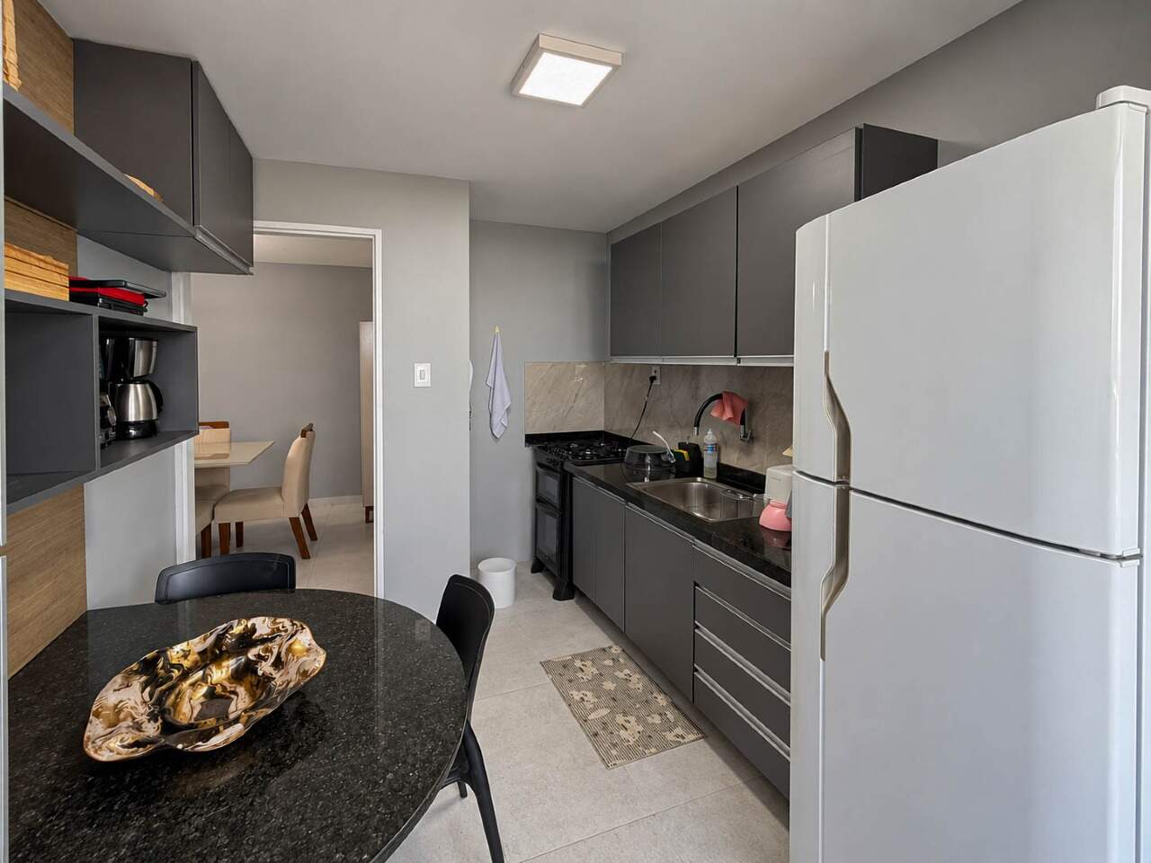 Apartamento à venda no Intermares: 