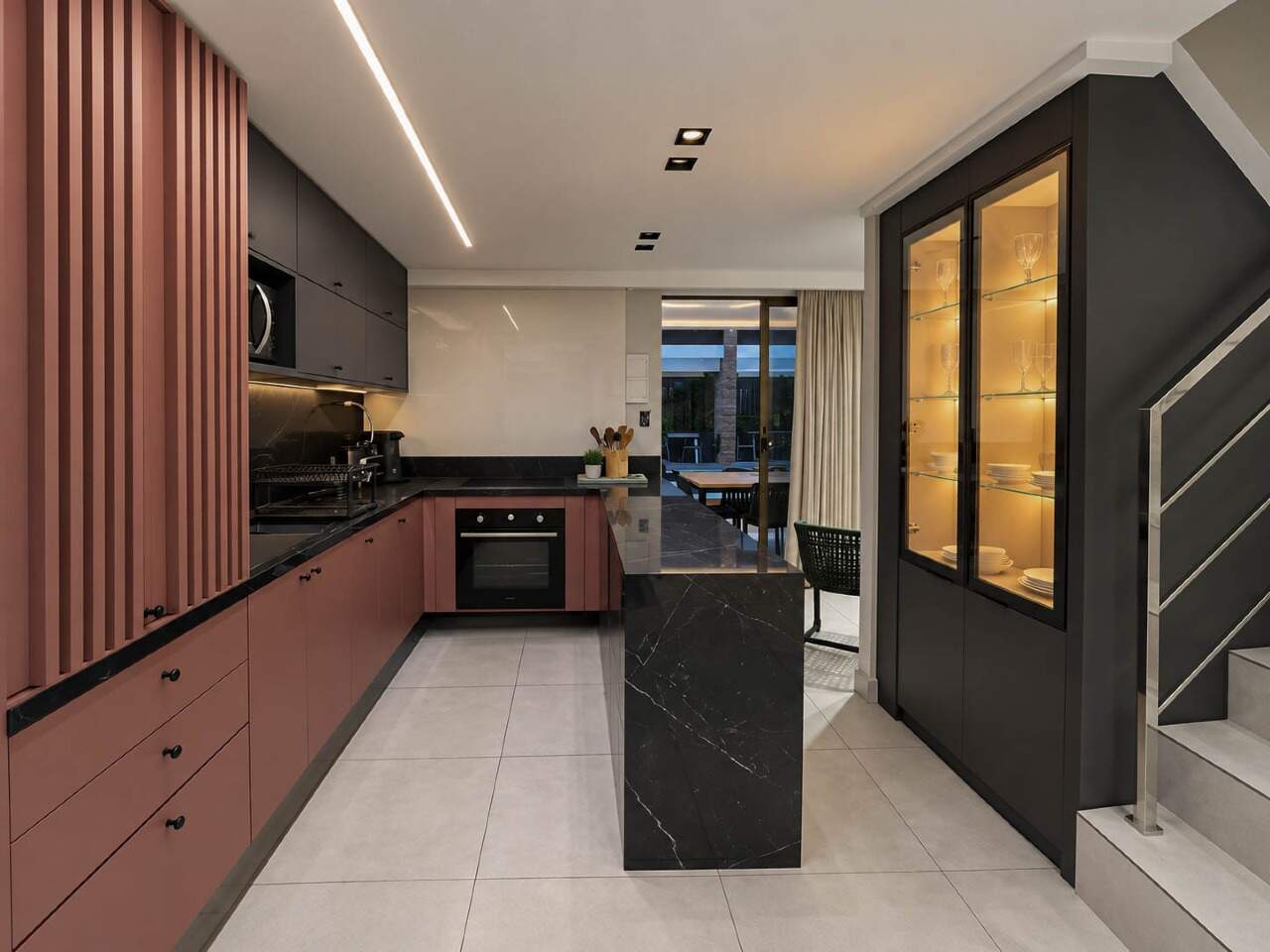 Casa em Condominio à venda no Poço: 