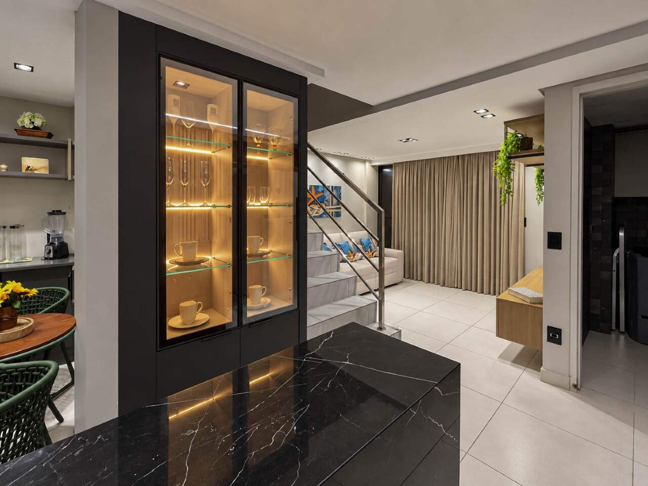 Casa em Condominio à venda no Poço: 