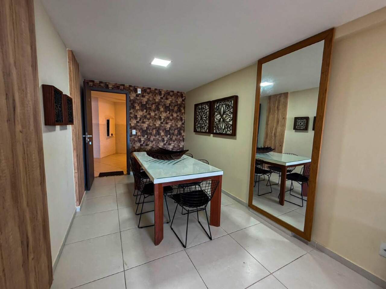 Apartamento à venda no Intermares: 