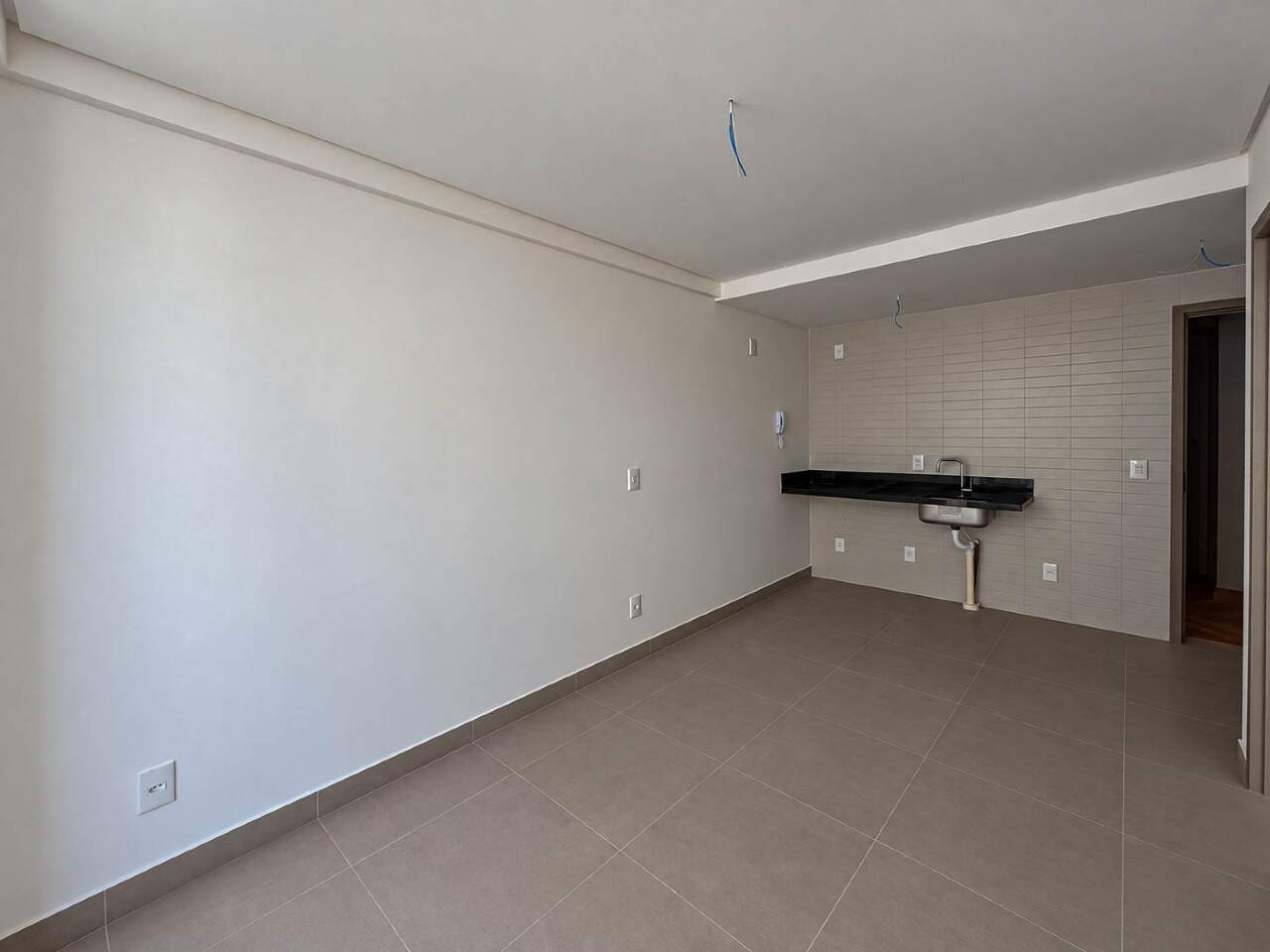 Apartamento à venda no Intermares: 