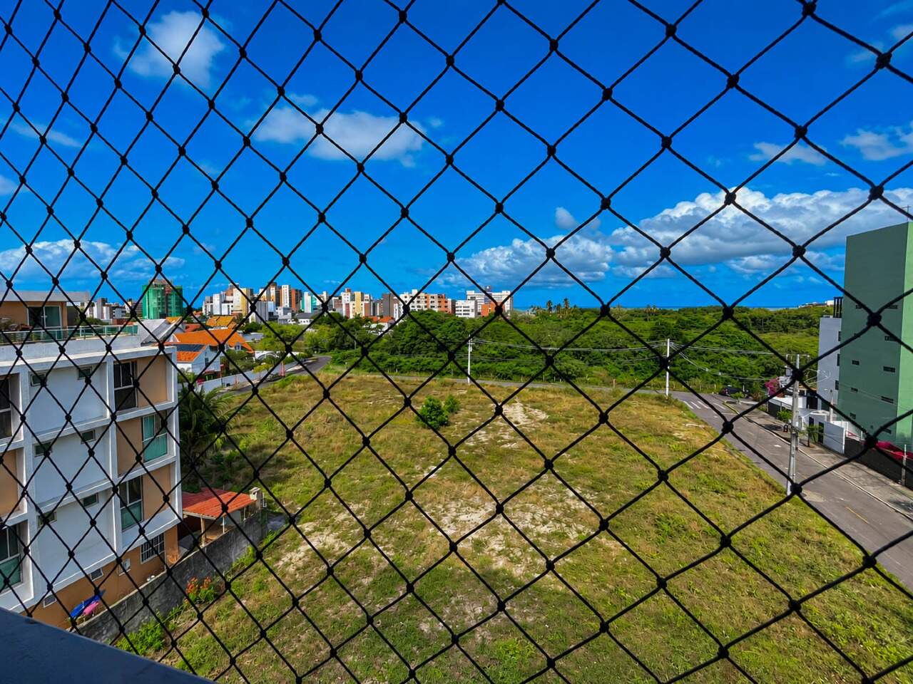 Apartamento à venda no Intermares: 