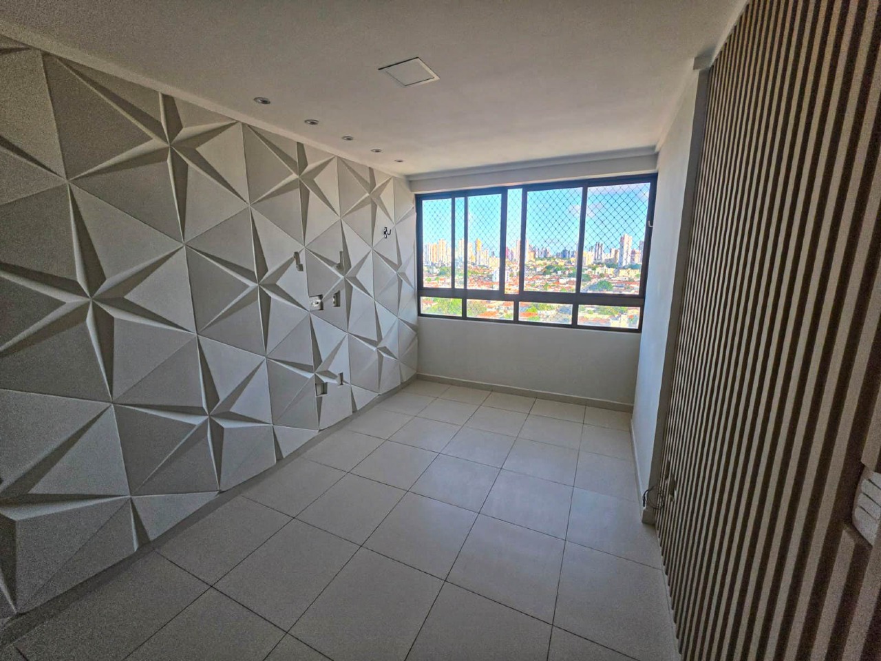 Apartamento para aluguel no Roger: 