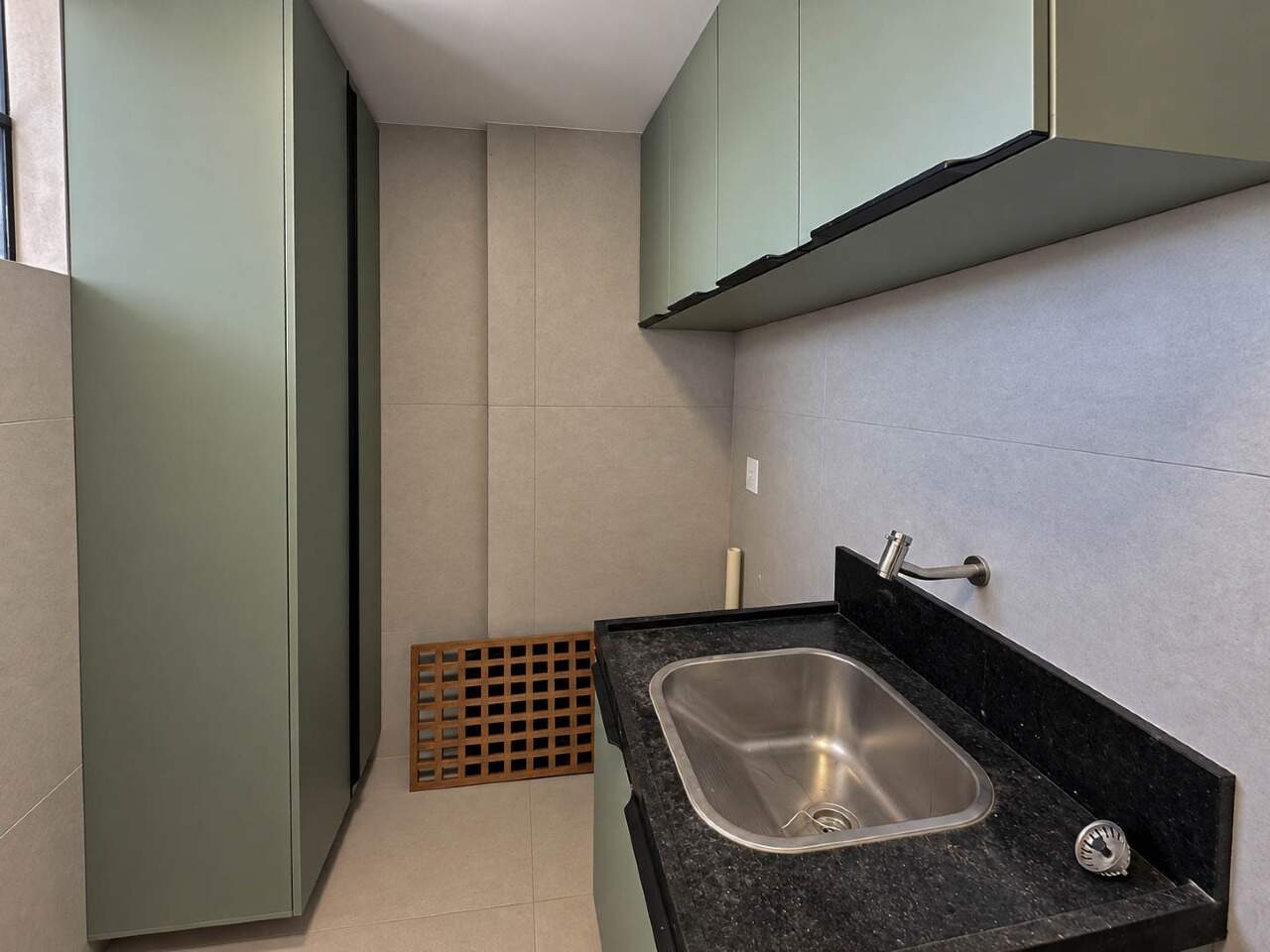 Apartamento para aluguel no Intermares: 