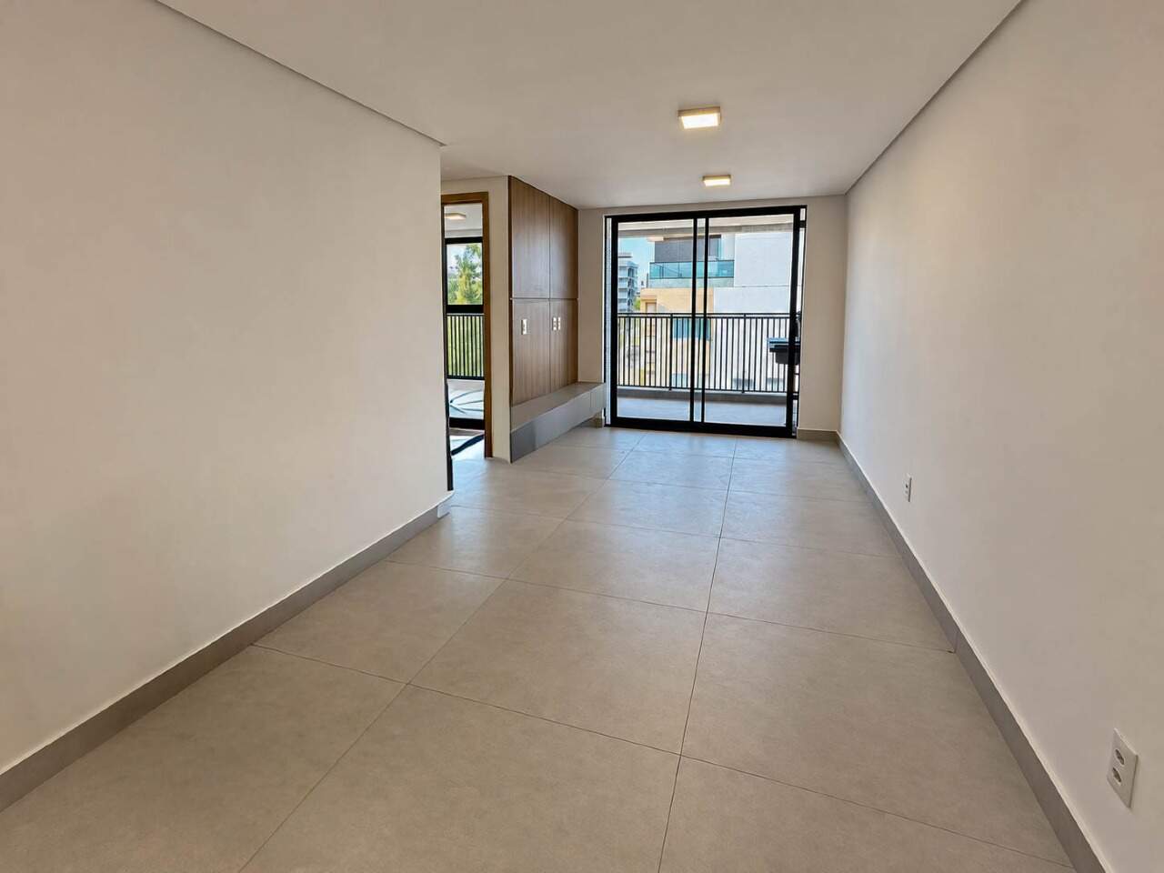 Apartamento para aluguel no Intermares: 