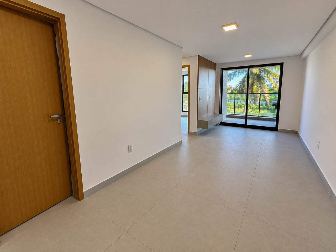 Apartamento para aluguel no Intermares: 