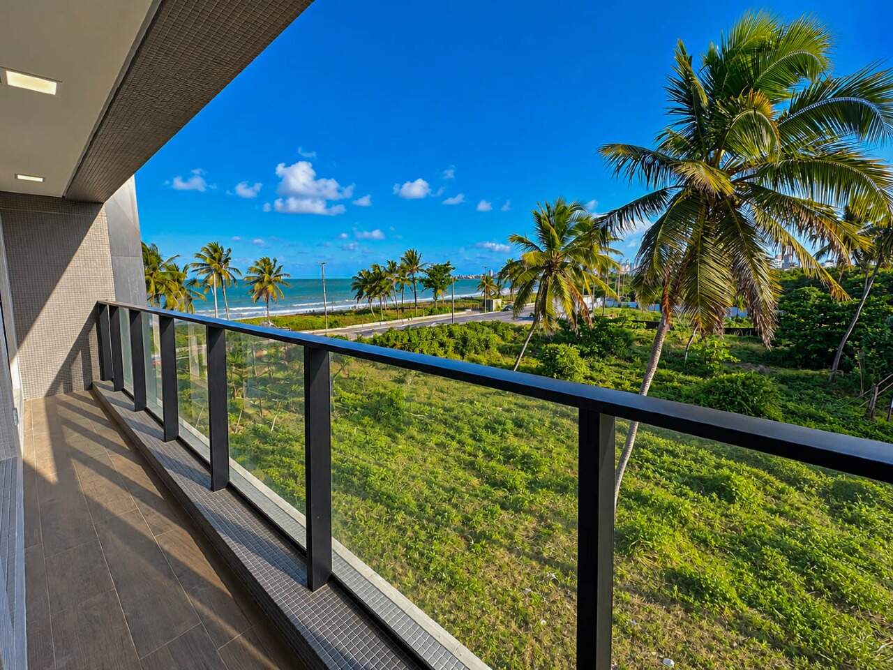 Apartamento para aluguel no Intermares: 