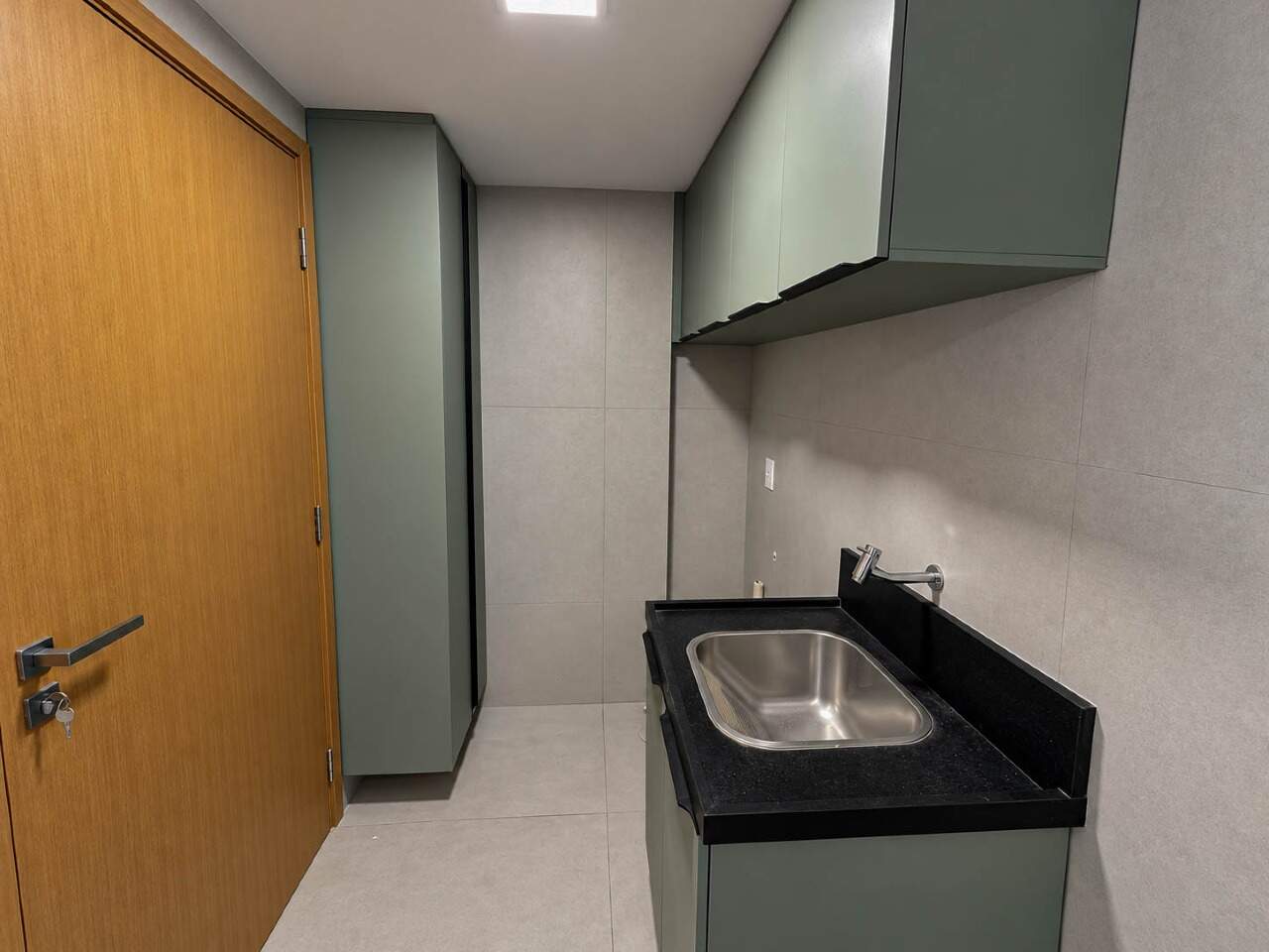 Apartamento para aluguel no Intermares: 