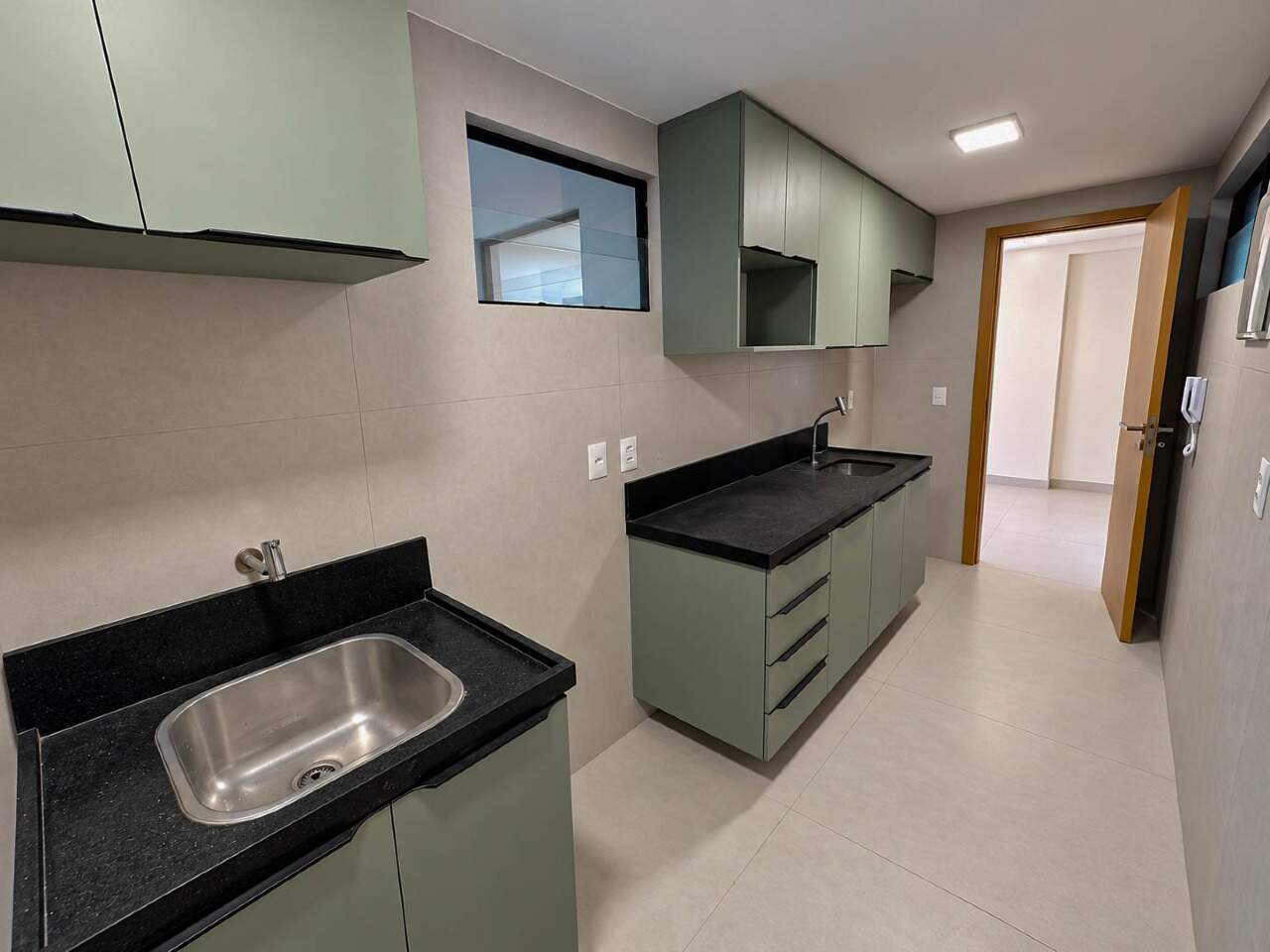 Apartamento para aluguel no Intermares: 