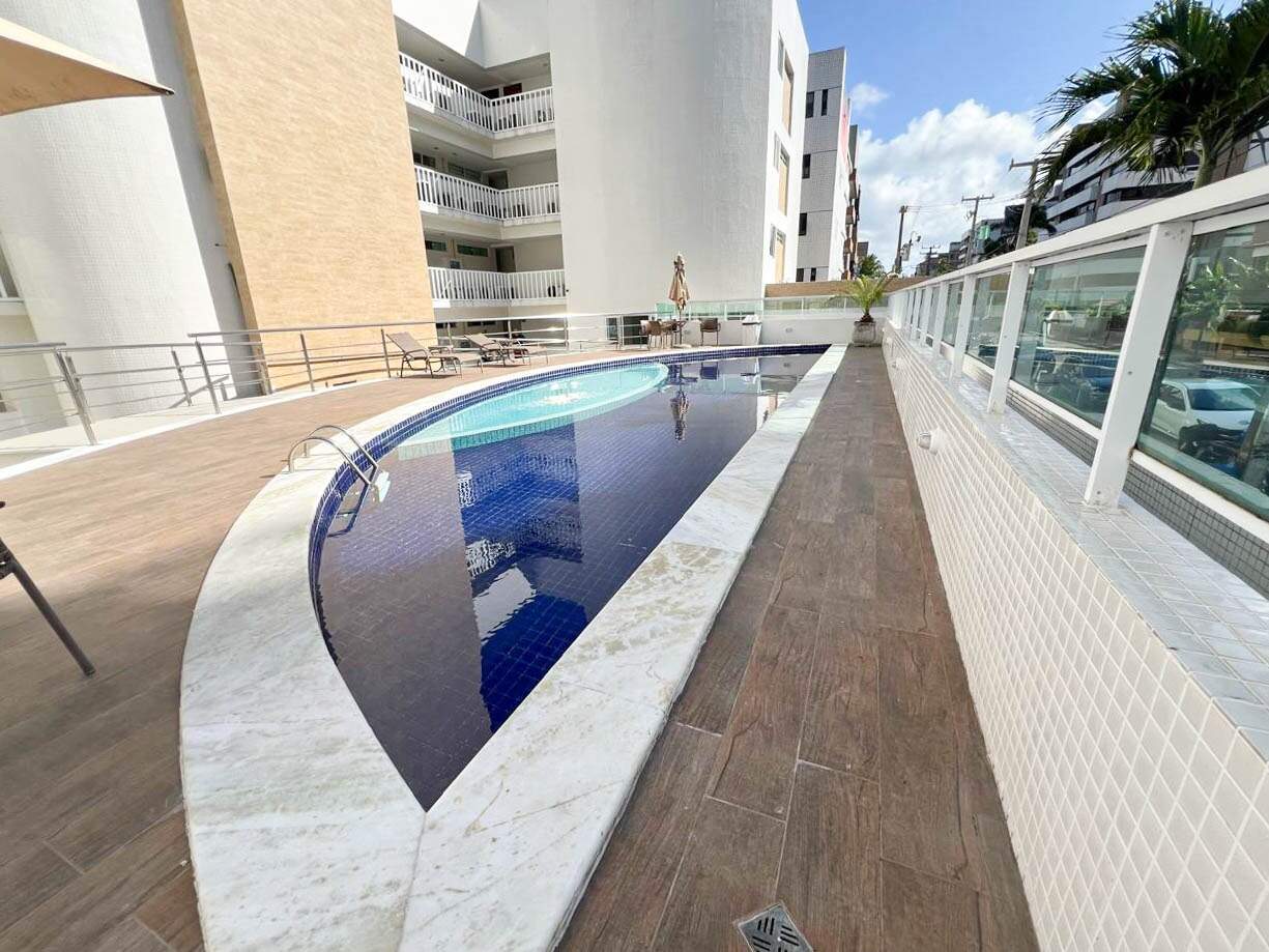 Apartamento à venda no Intermares: 