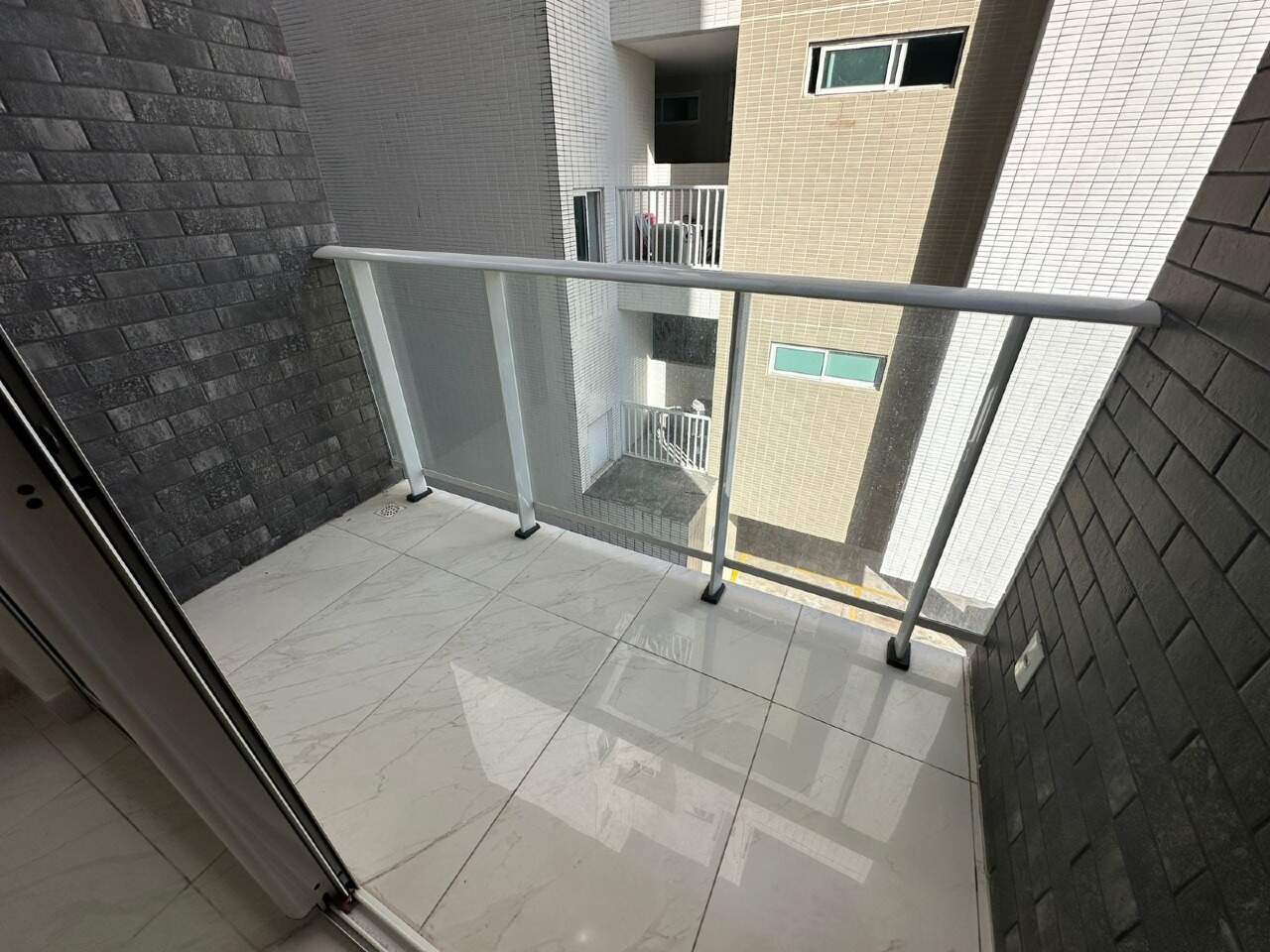 Apartamento para aluguel no Intermares: 