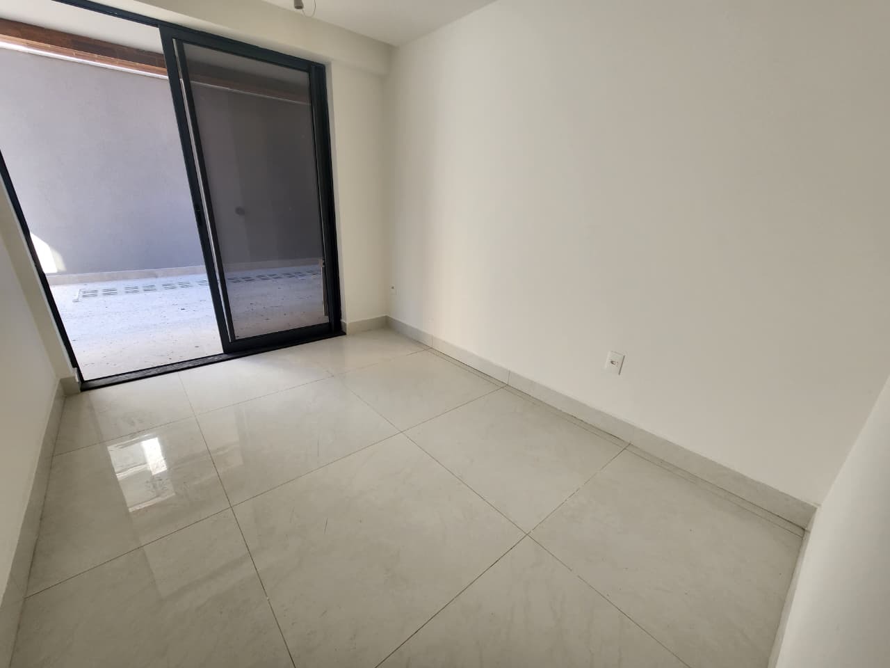 Apartamento Garden à venda no Intermares: 
