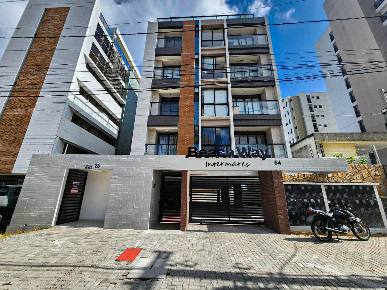 Flat à venda no Intermares: 