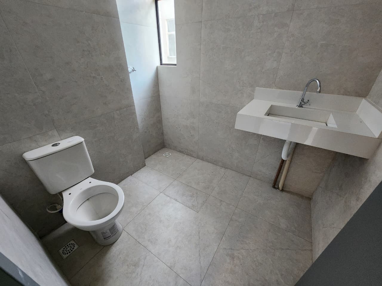 Flat à venda no Intermares: 