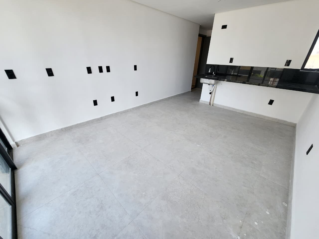 Flat à venda no Intermares: 