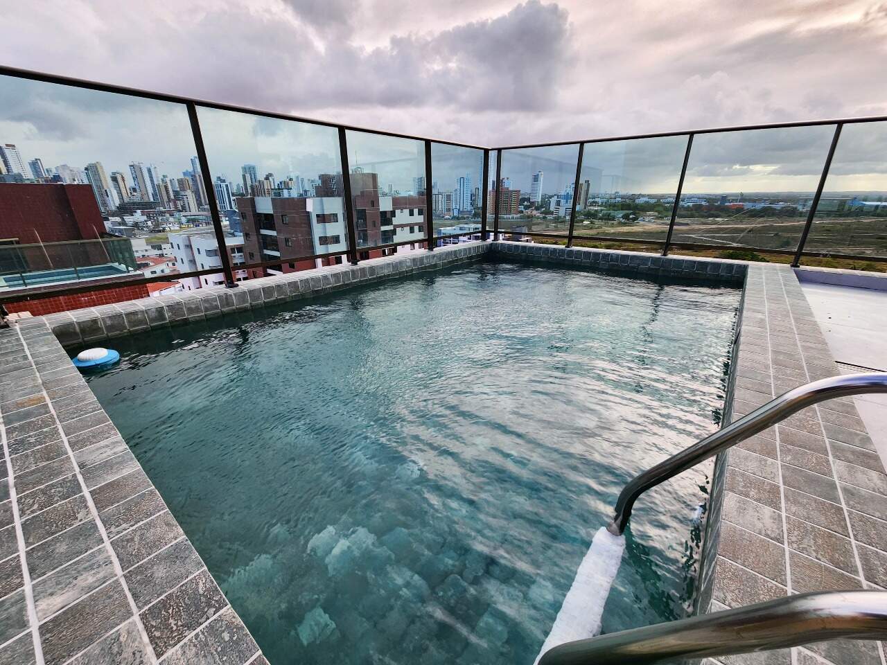 Cobertura à venda no Jardim Oceania: 