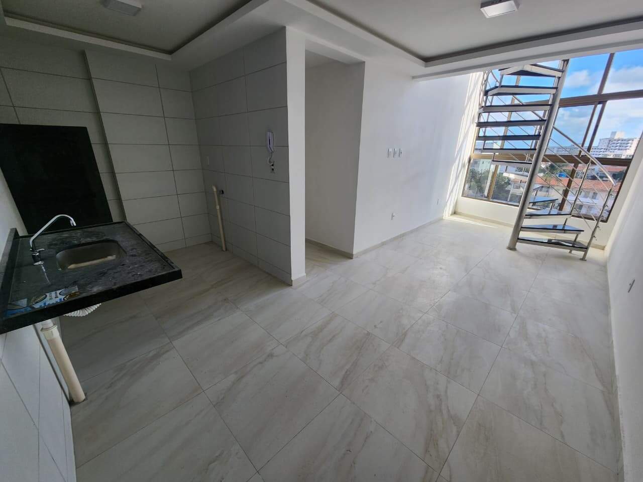 Apartamento Duplex à venda no Formosa: 