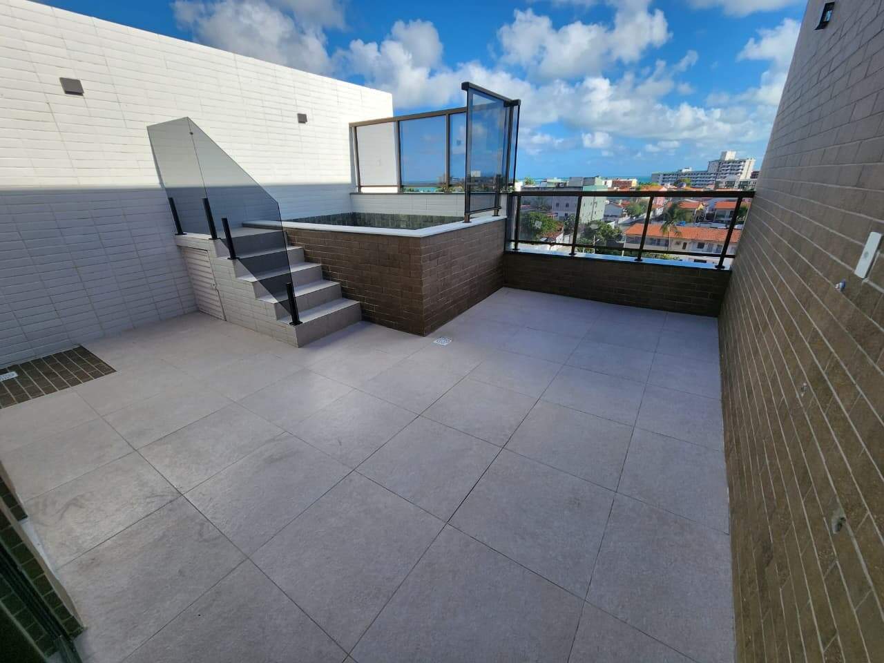 Apartamento Duplex à venda no Formosa: 