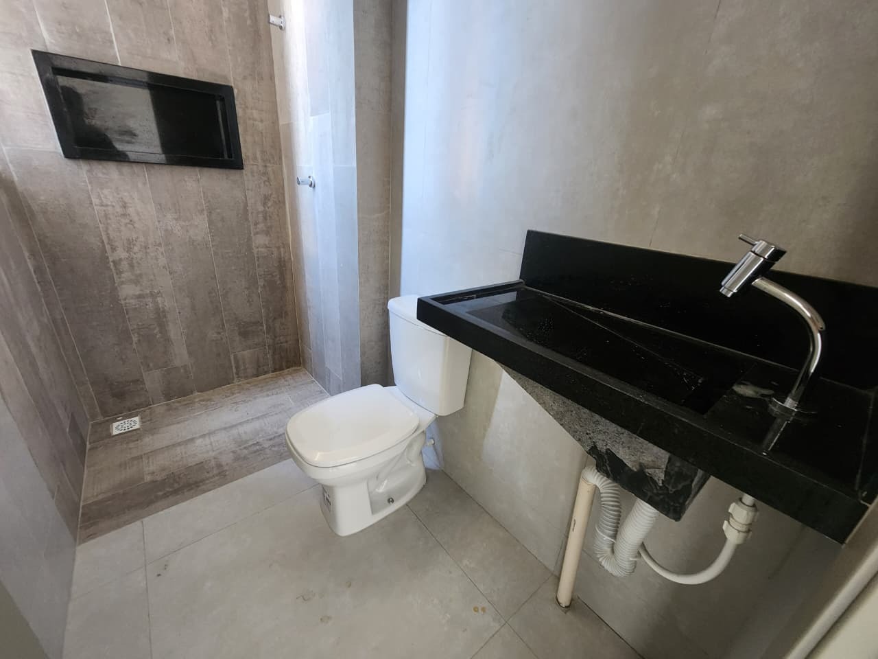 Flat à venda no Intermares: 