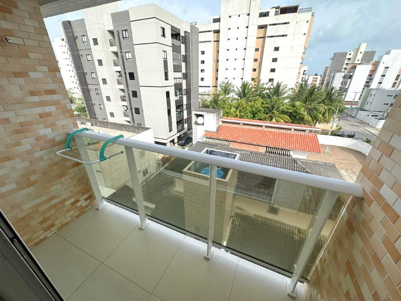Apartamento para aluguel no Intermares: 