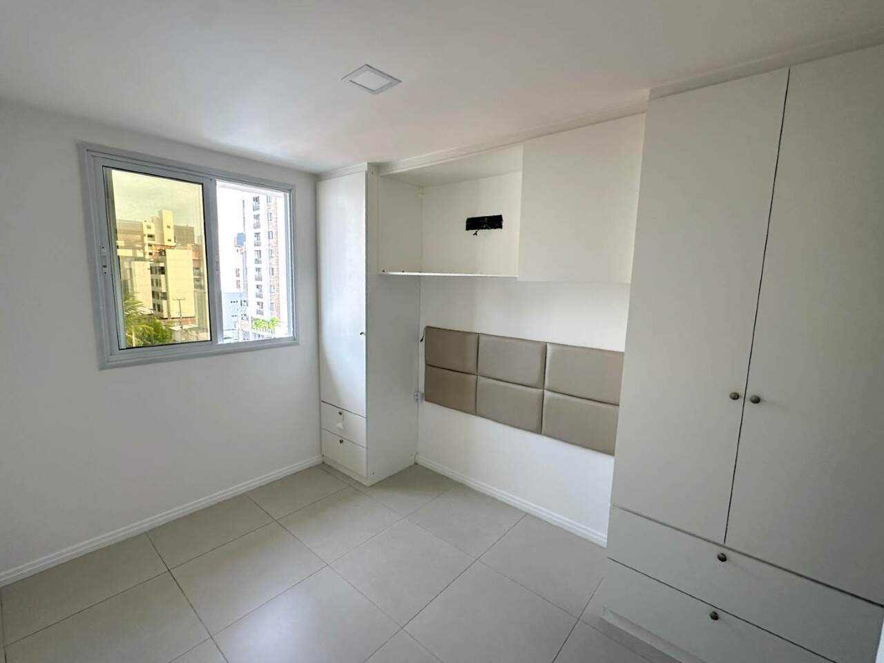 Apartamento para aluguel no Intermares: 