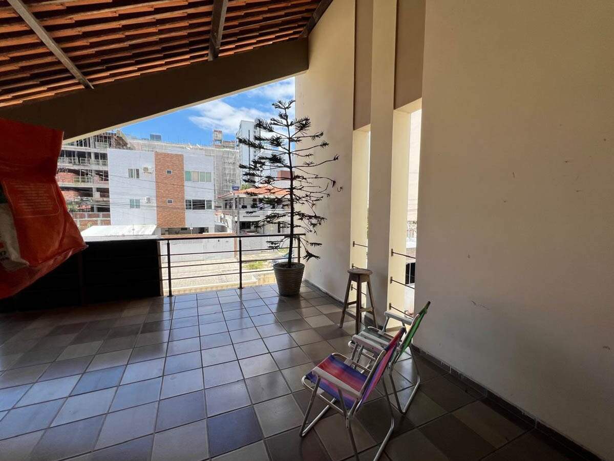 Casa à venda no Bessa: 