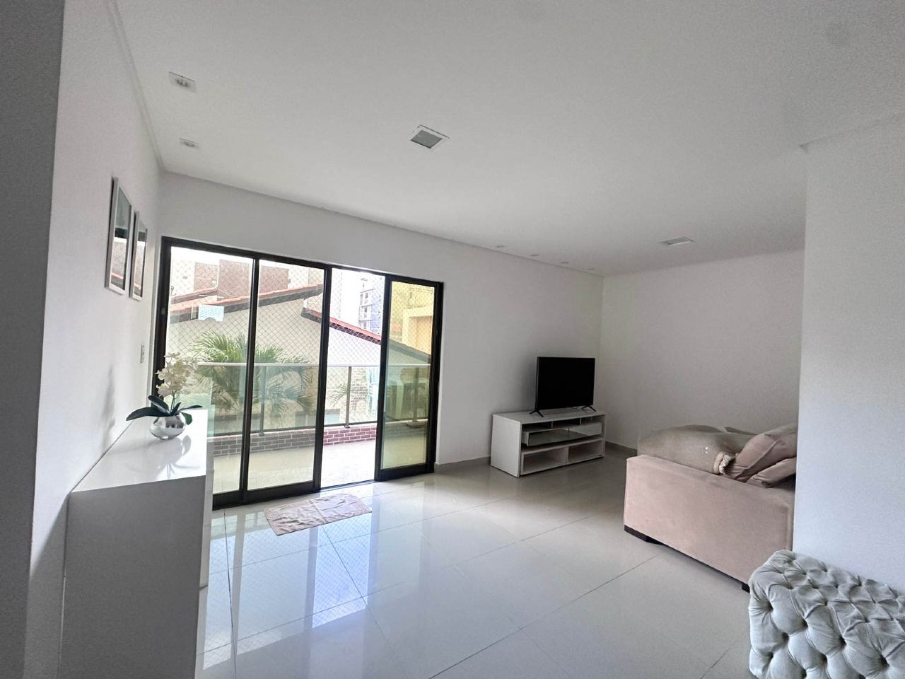 Apartamento à venda no Intermares: 