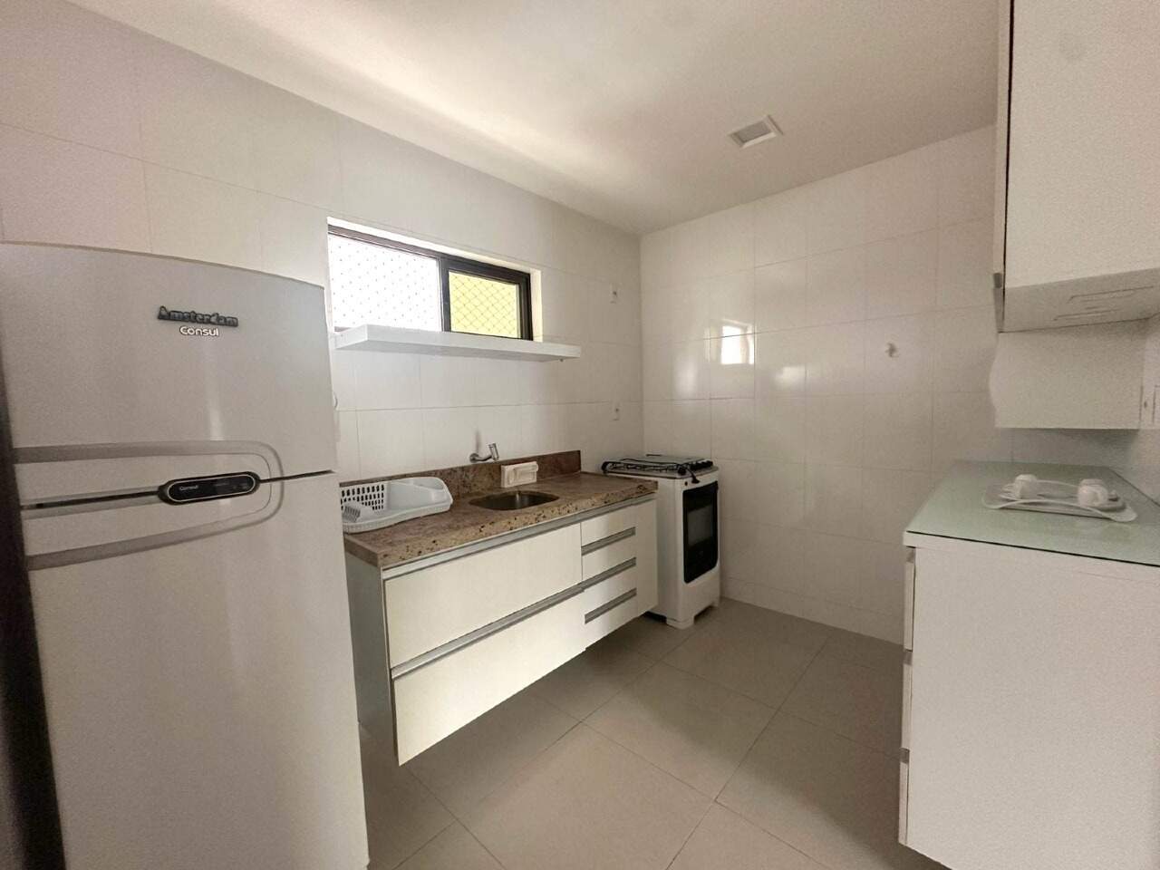 Apartamento para aluguel no Intermares: 