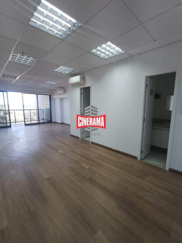 Sala para aluguel no Cerâmica: 