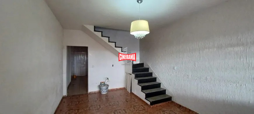 Sobrado à venda no Vila Palmares: 