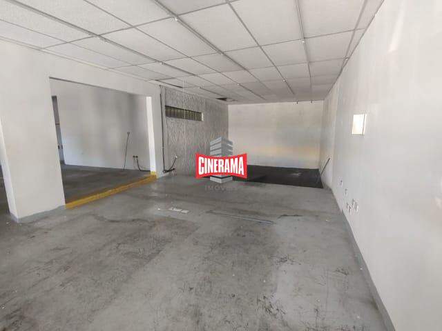 Salão para aluguel no Jardim Utinga: 