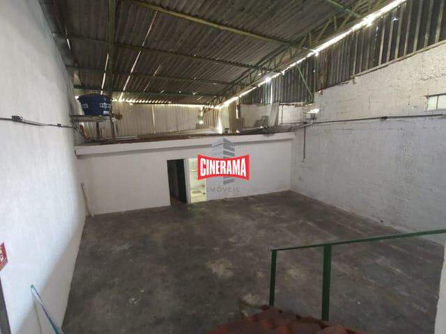 Salão para aluguel no Jardim Utinga: 