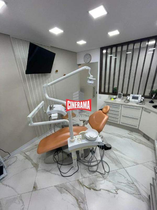 Prédio à venda em Pinheirinho, Santo André - Cinerama Imóveis: 