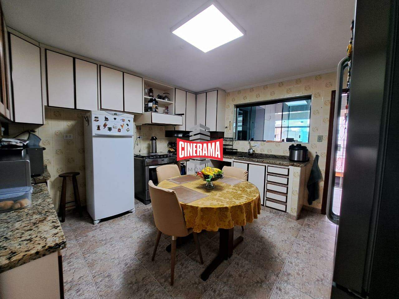 Sobrado à venda no Osvaldo Cruz: 
