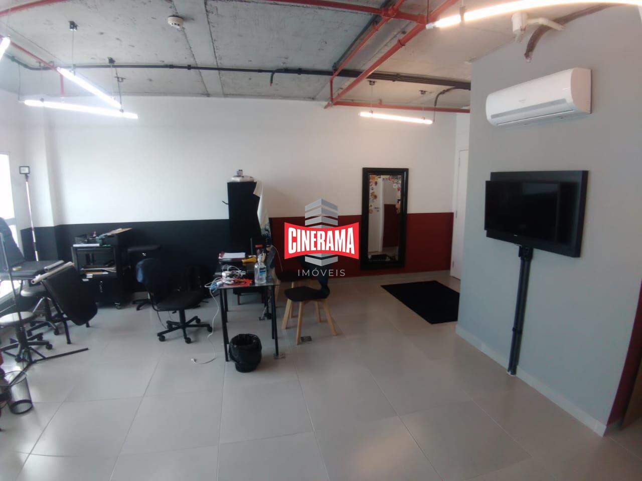 Sala à venda no Centro: 