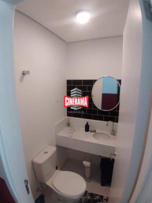 Sala à venda no Centro: 
