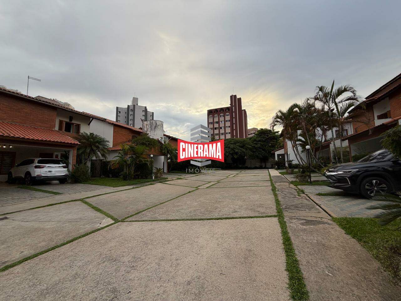 Sobrado à venda em Campestre, Santo André - Cinerama Imóveis: 