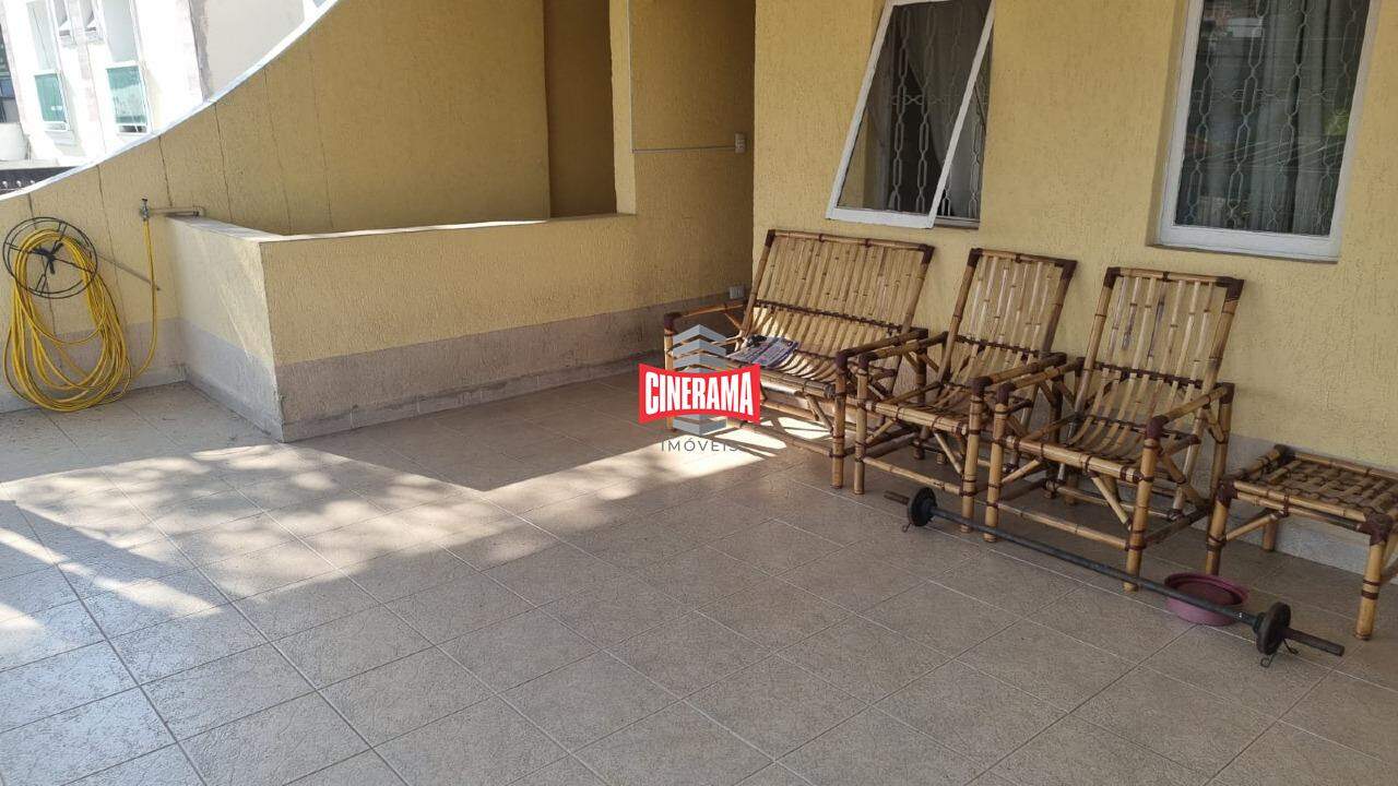 Sobrado para aluguel no Jardim Stella: 