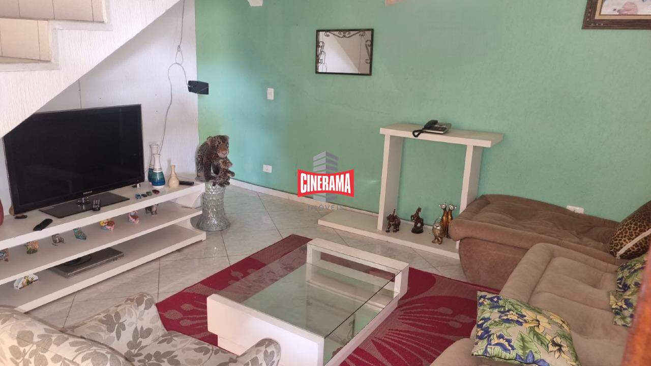 Sobrado para aluguel no Jardim Stella: 