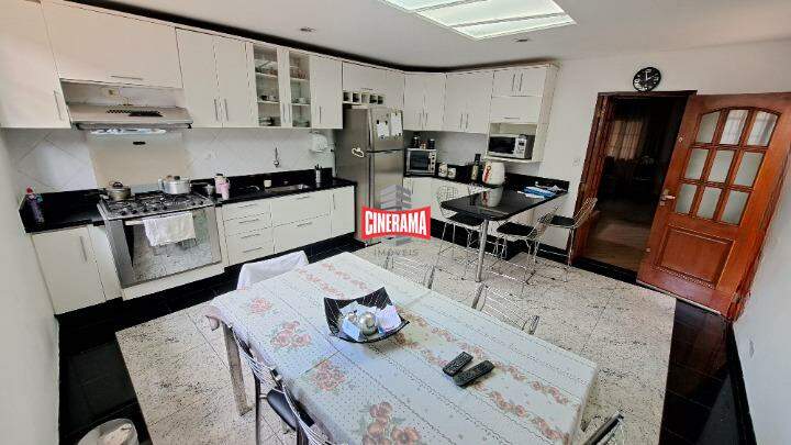Sobrado à venda em Santo Antônio, São Caetano do Sul - Cinerama Imóveis: 