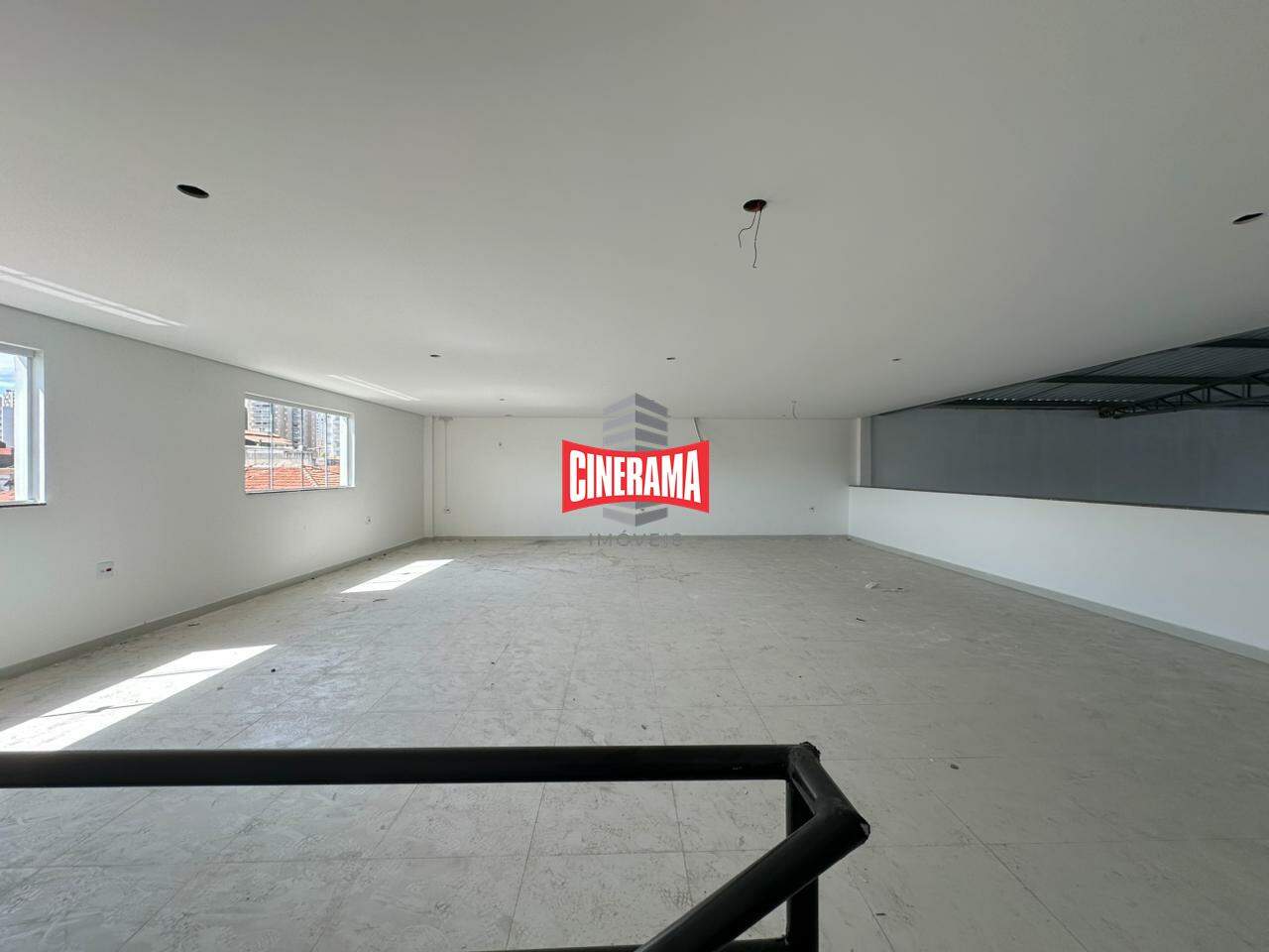 Galpão para aluguel em Parque Central, Santo André - Cinerama Imóveis: 